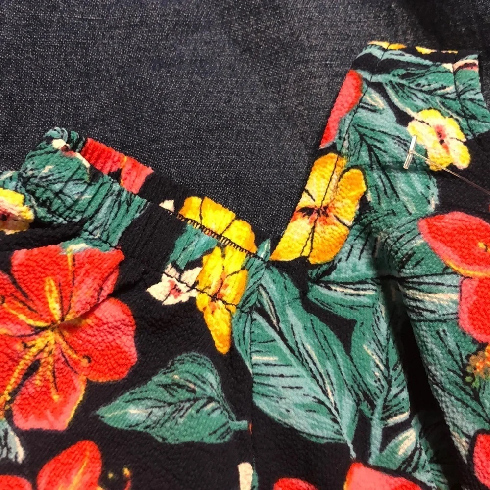 🦚NAUTICA  floral dress size 6 NWT